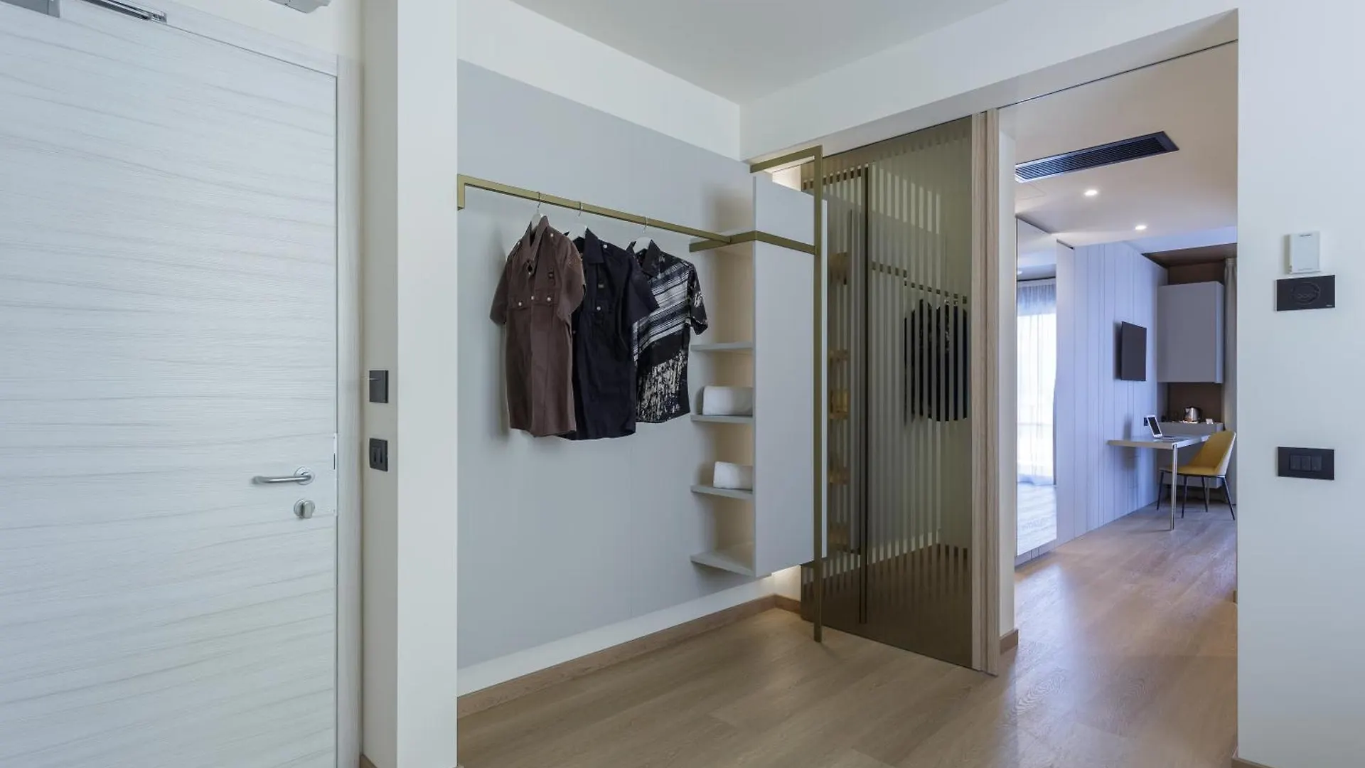 Drago Suites Brenzone sul Garda Hotel