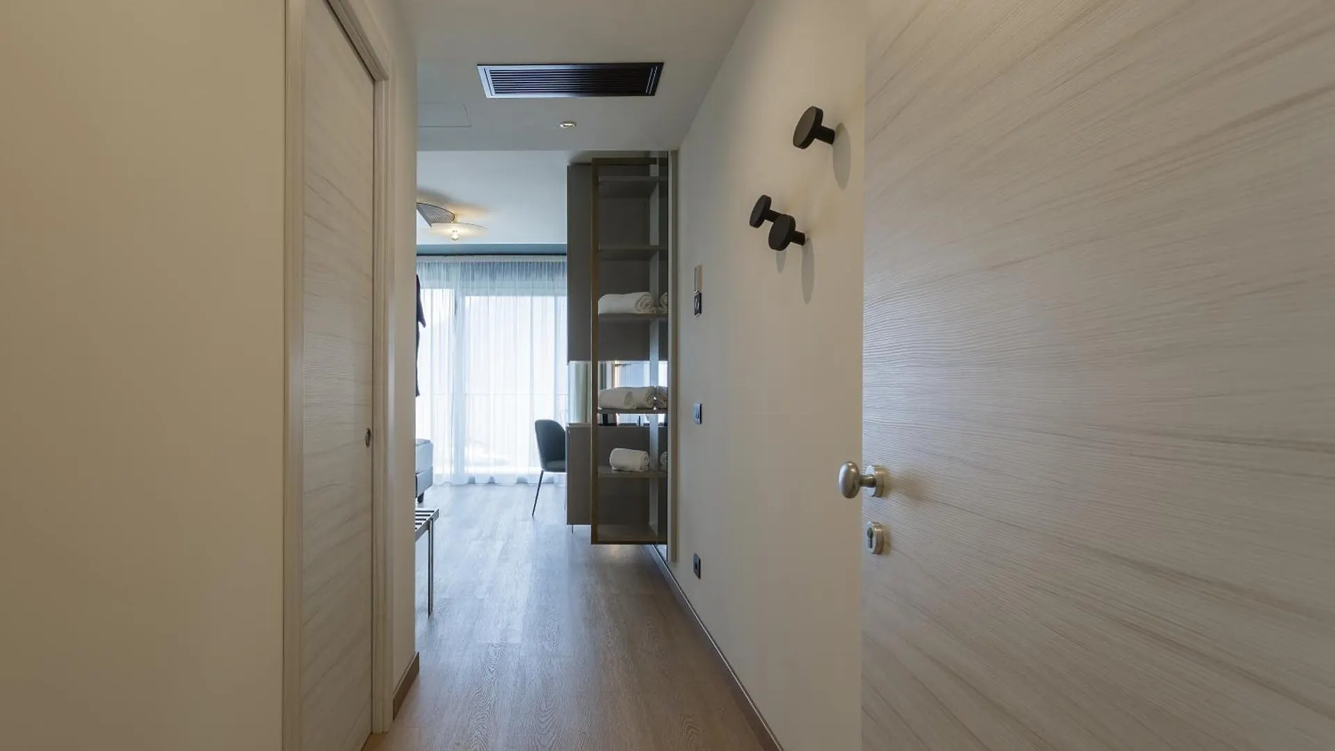 Drago Suites Brenzone sul Garda 4*,