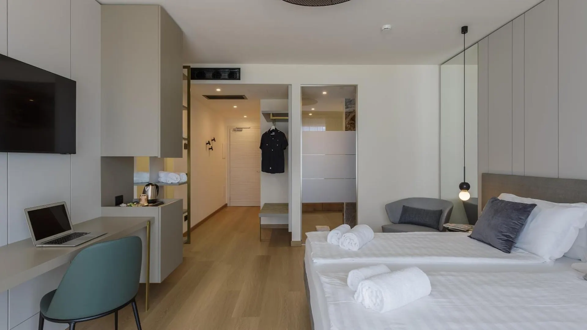 Drago Suites Brenzone sul Garda Hotel